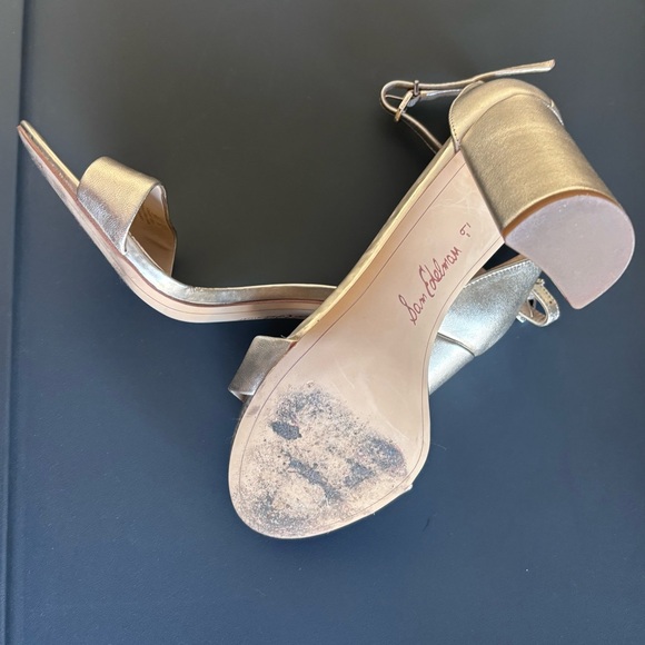 Sam Edelman gold heels - Picture 3 of 3